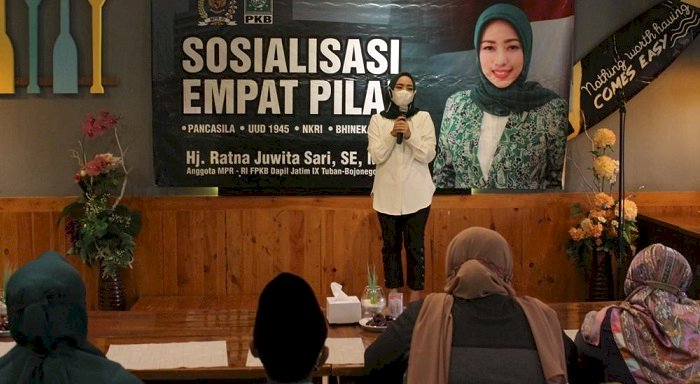 Ratna Juwita Sari Sosialisasi Empat Pilar MPR RI, Sasar Pekerja Perusahaan di Tuban