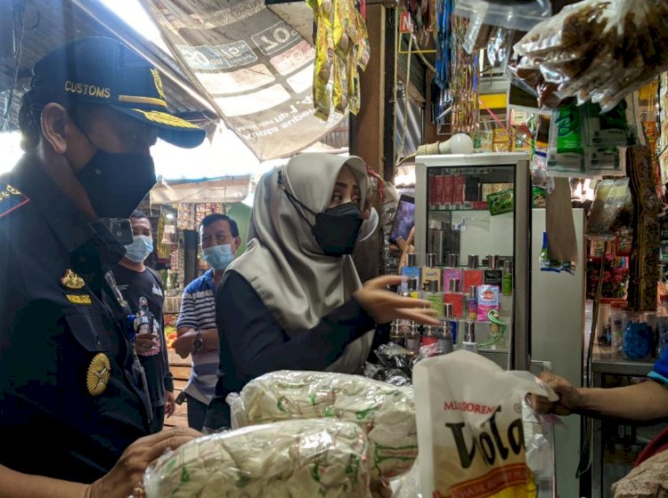Pedagang Pasar Mojosari Sambut Baik Sidak Rokok Ilegal