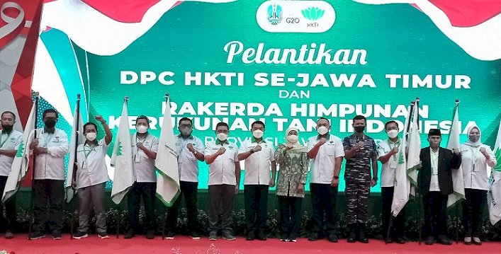 Gubernur Khofifah Hadiri Pelantikan DPD HKTI Jawa Timur, Ini Pesannya