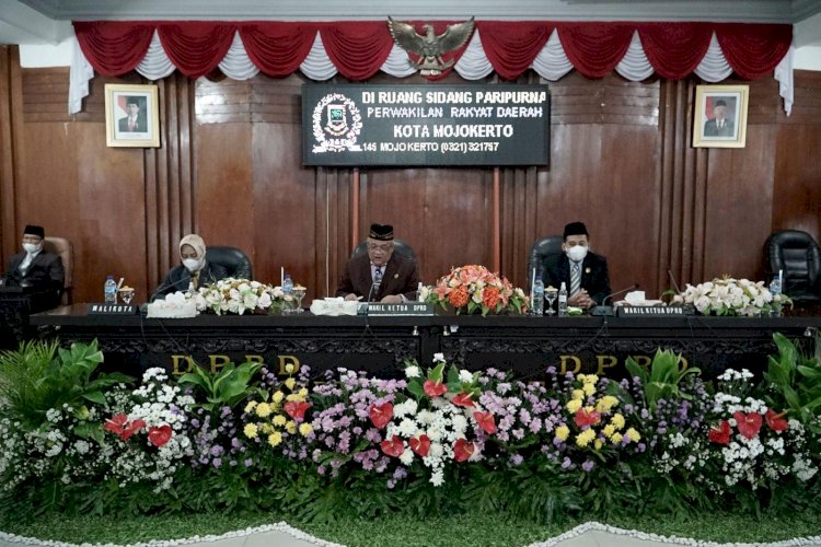 Dewan Gelar Paripurna Hari Jadi Kota Mojokerto ke-104