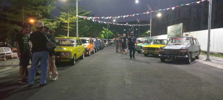 Ratusan Penggemar Fiat Gelar Jambore Nasional dan Munas di Surabaya