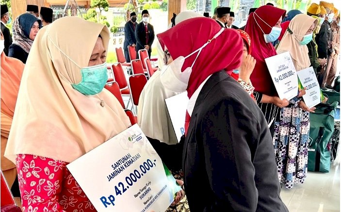Tutup Usia, 5 Ahli Waris Ketua RT/RW di Kabupaten Blitar Terima Santunan BPJS Ketenagakerjaan