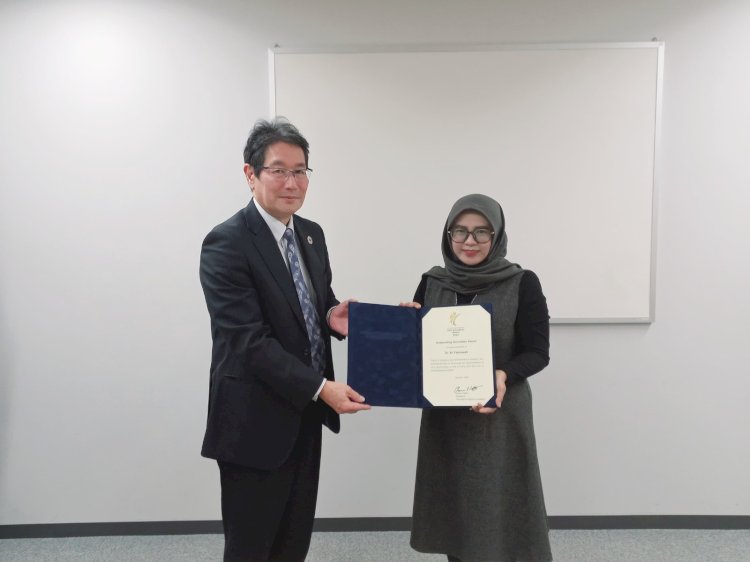 Dua Peneliti ITS Raih Penghargaan dari Hitachi