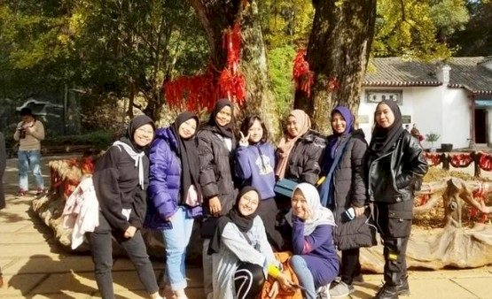 Rektor Unesa Surabaya Pastikan Mahasiswa Unesa di Wuhan Aman dan Sehat
