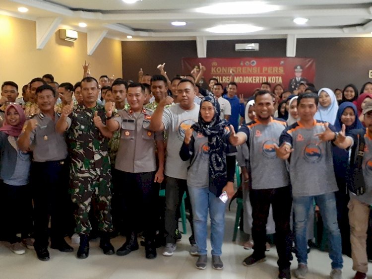 PWI Ajak Pelajar Ikut Sosialisasi Penerimaan Anggota TNI-Polri