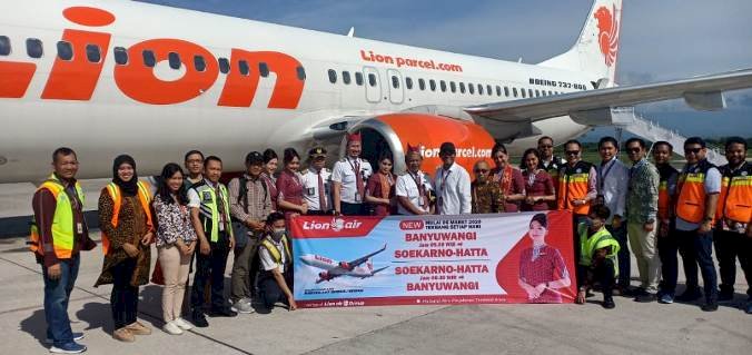 Lion Air Resmikan Terbang Perdana ke Banyuwangi