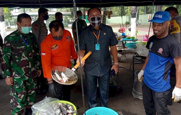 DPRD Jatim Apresiasi Dapur Umum Pemprov Bantu Kebutuhan Makan Warga selama PSBB