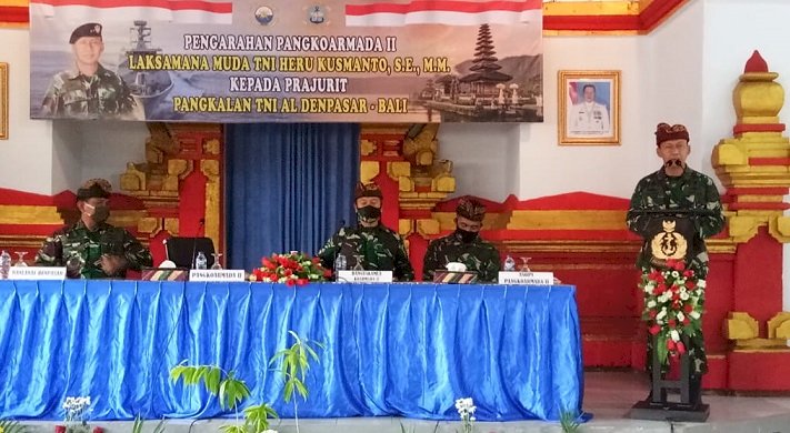 Pangkoarmada II Beri Arahan Seluruh Prajurit di Lanal Denpasar