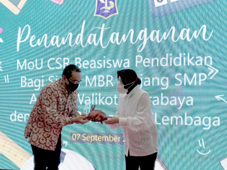 Indosat Salurkan Beasiswa untuk MBR