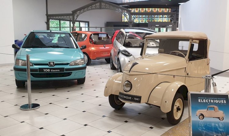 Museum Perjalanan Peugeot Berisi Sejarah  Industri Otomotif