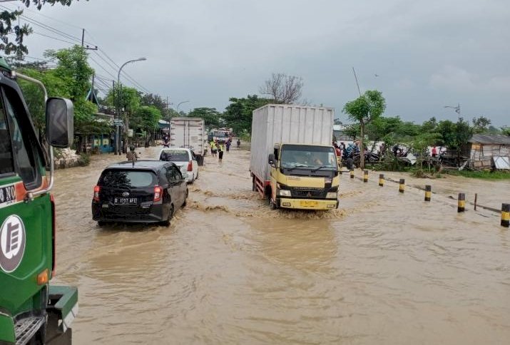 Jalur Pantura Tuban Banjir, Diduga Akibat Perubahan Tata Kelola Wilayah