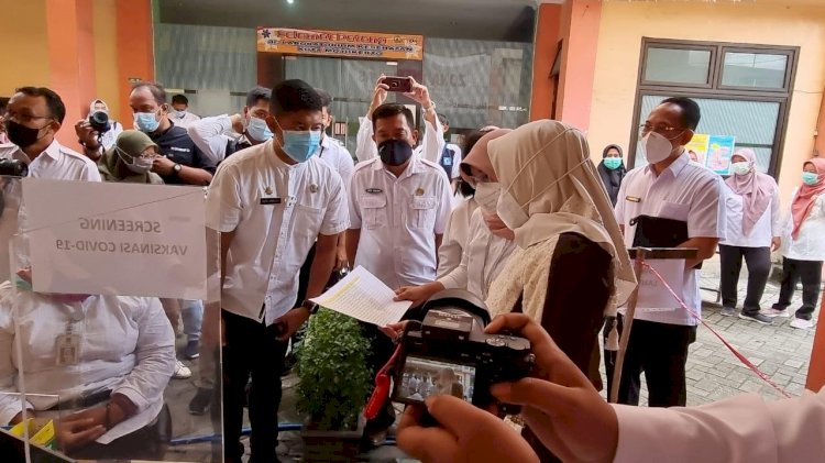 Vaksinasi Tenaga Pendidik untuk  KBM di Kota Mojokerto