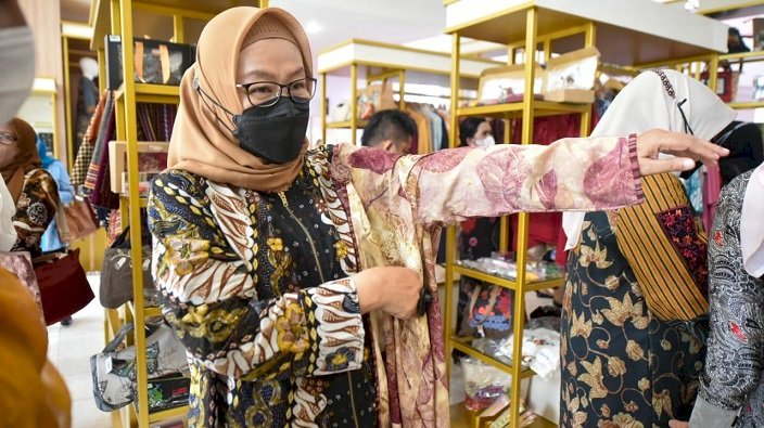 Pertumbuhan Ekonomi Surabaya Lampaui Nasional, Tahun 2022 Wali Kota Eri Cahyadi Targetkan Meningkat