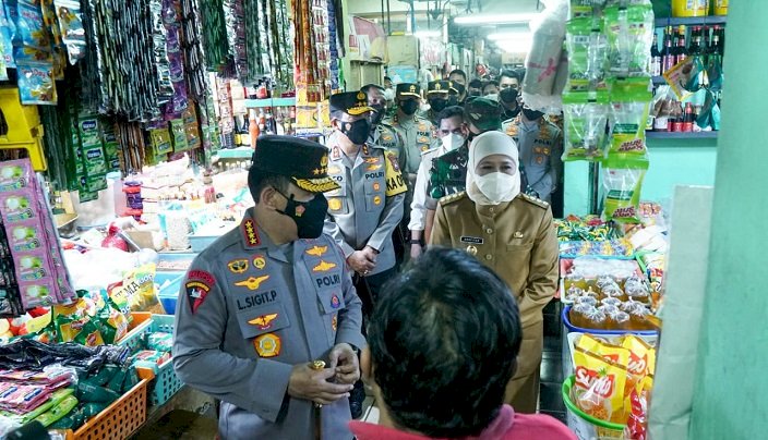 Jelang Ramadan, Gubernur Khofifah dan Kapolri Cek Harga Pangan di Pasar Surabaya