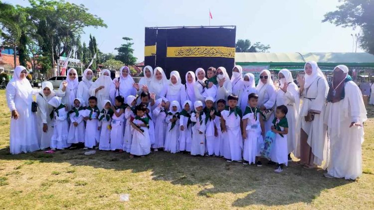 Ratusan Santri RA Perwanida Brawijaya Pamekasan, Ikuti Bimbingan Manasik Haji