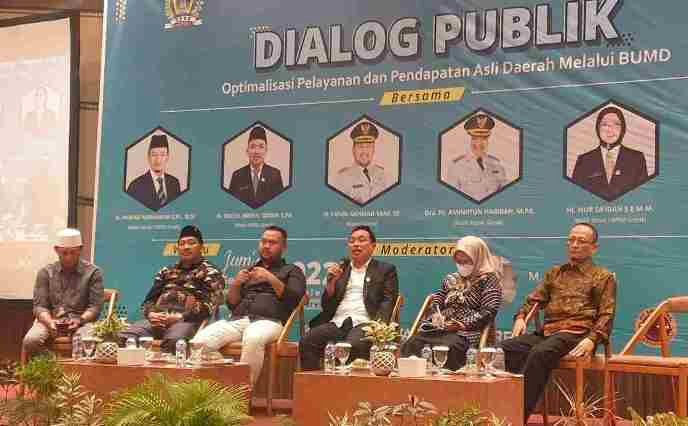 Dialog Publik DPRD – KWG,  Pimpinan DPRD hingga Bupati Kompak, BUMD Harus Berikan Kontribusi PAD