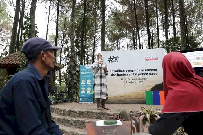 Sampoerna Beri Pelatihan Pengelolaan Sampah dan Bantuan Bibit Pohon Buah di Hutan Cempaka