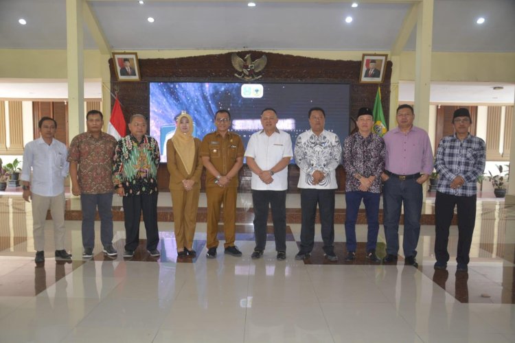 Komisi D DPRD Jatim dan Pj Bupati Bondowoso Bahas Anggaran Infrastruktur 2024